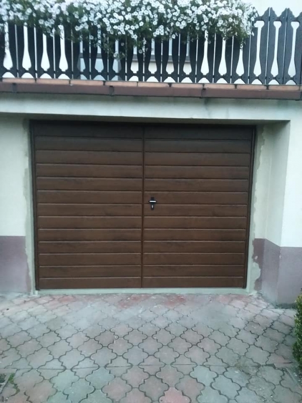 Montaż bramy garażowej Wiśniowski - Żelechów, ul. Sikorskiego