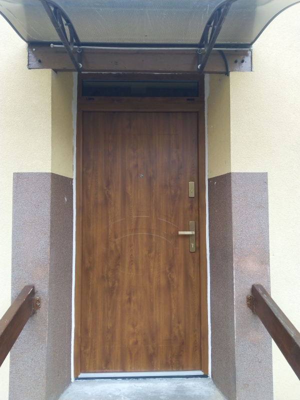 Montaż drzwi zewnętrznych WIKĘD wzór 33 - Ryki, ul. Dolna